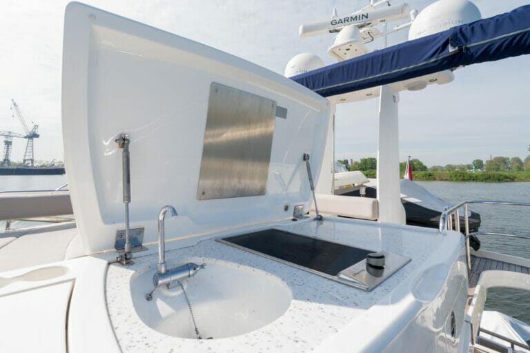 Fairline Squadron 78 Maximus 55