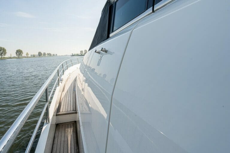 Fairline Squadron 78 Maximus 64