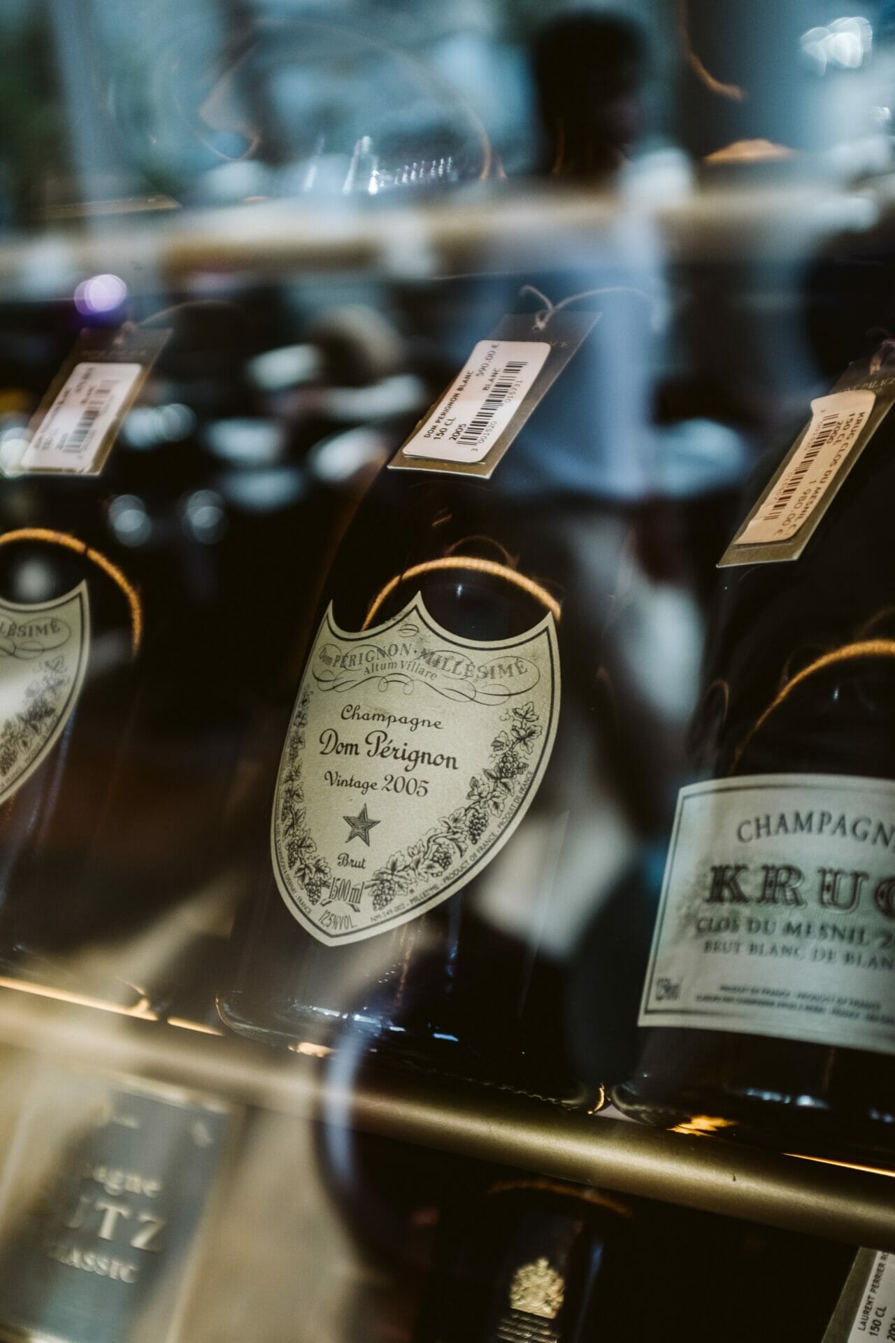 yachtsandmore lifestyle bottle of Don Perignon champagne