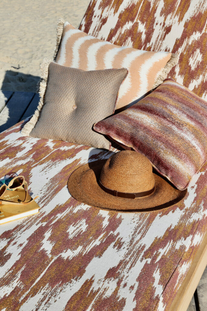 yachtsandmore lifestyle outside vinyl upholstery Vyva Fabrics cushions