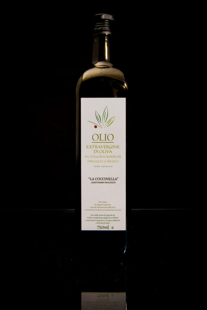 yachtsandmore lifestyle bottle olive oil la Coccinella