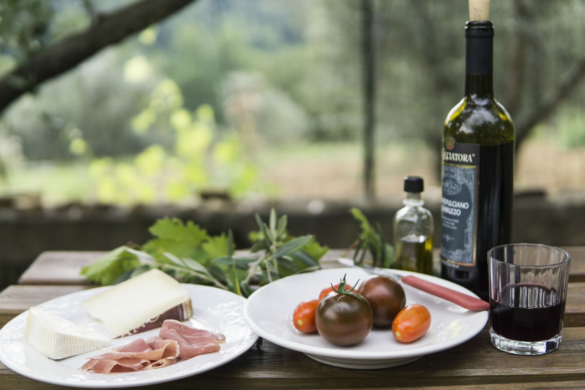 yachtsandmore lifestyle luxury Italian Montalcino Abruzzo wine